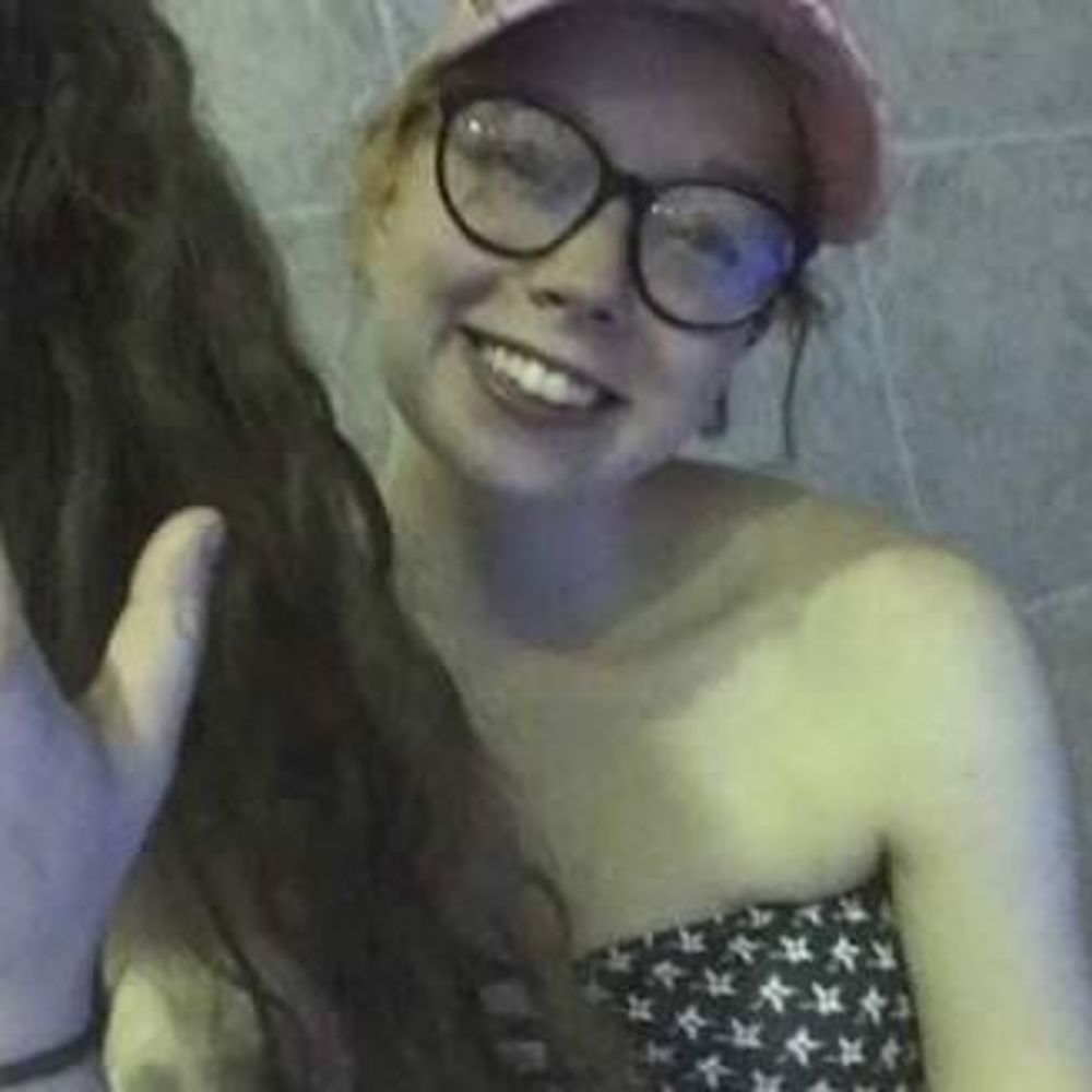 Meet your Posher, Karissa